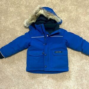 Canada Goose Kids Puffer Jacket in Blue